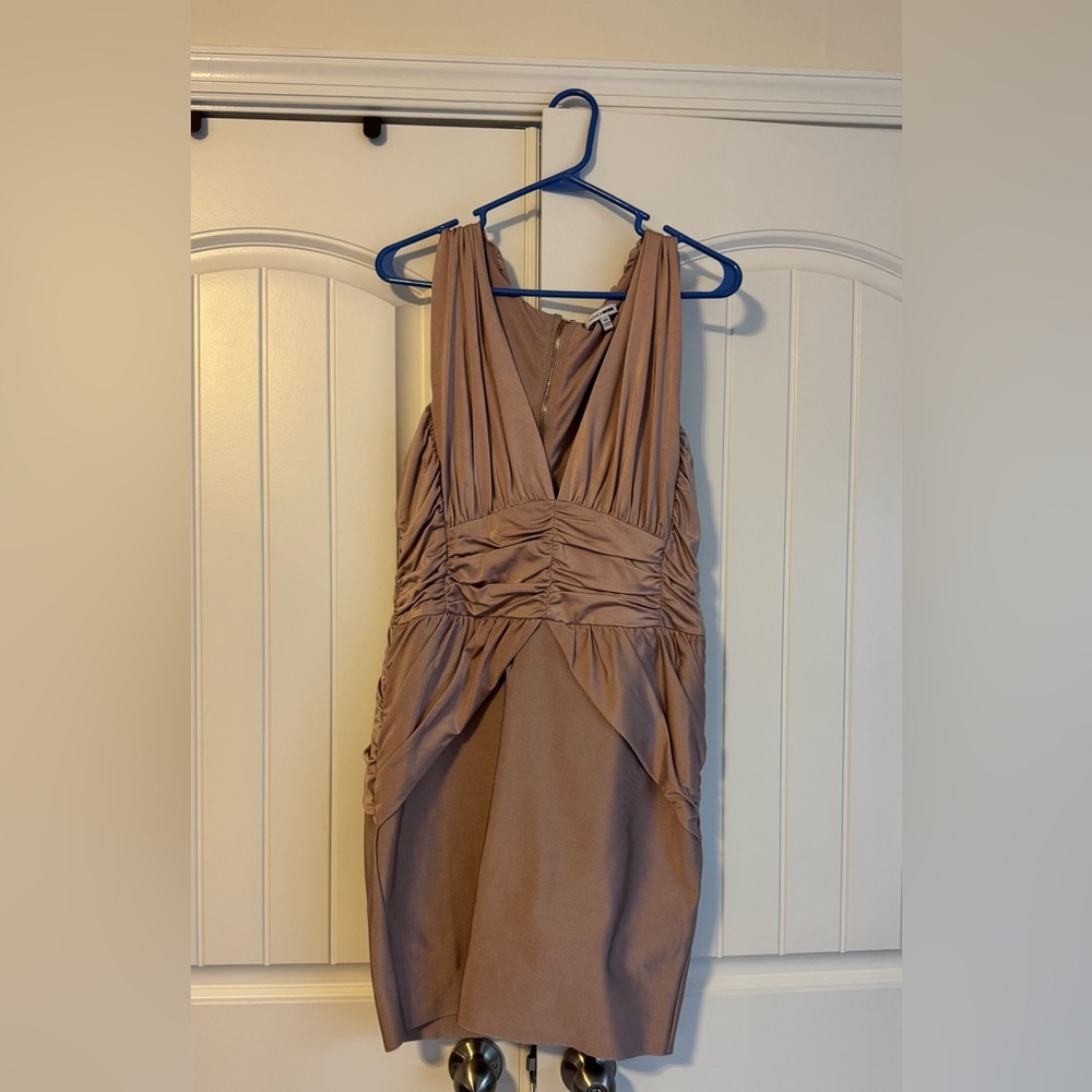 Fashion nova dress 
Size: 1XL 

Never worn